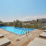 מלון Kubana 2*