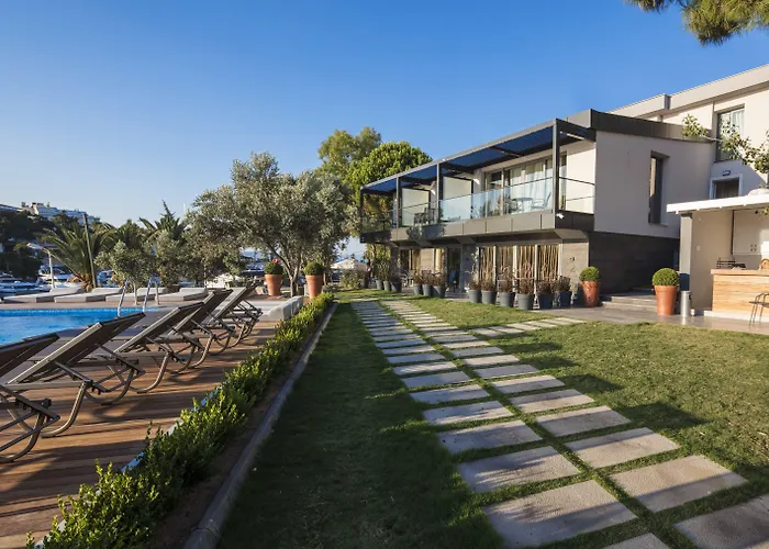 Kubana 2* Çeşme