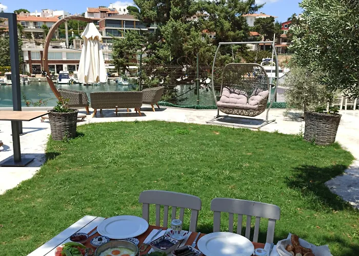 Kubana Hotel