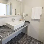 Kubana Hotel 2*