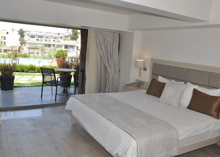 Kubana Hotel Çeşme